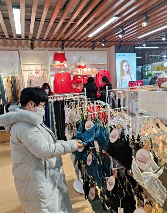 内衣行业发展强势 闺秘内衣实体店可以加盟吗